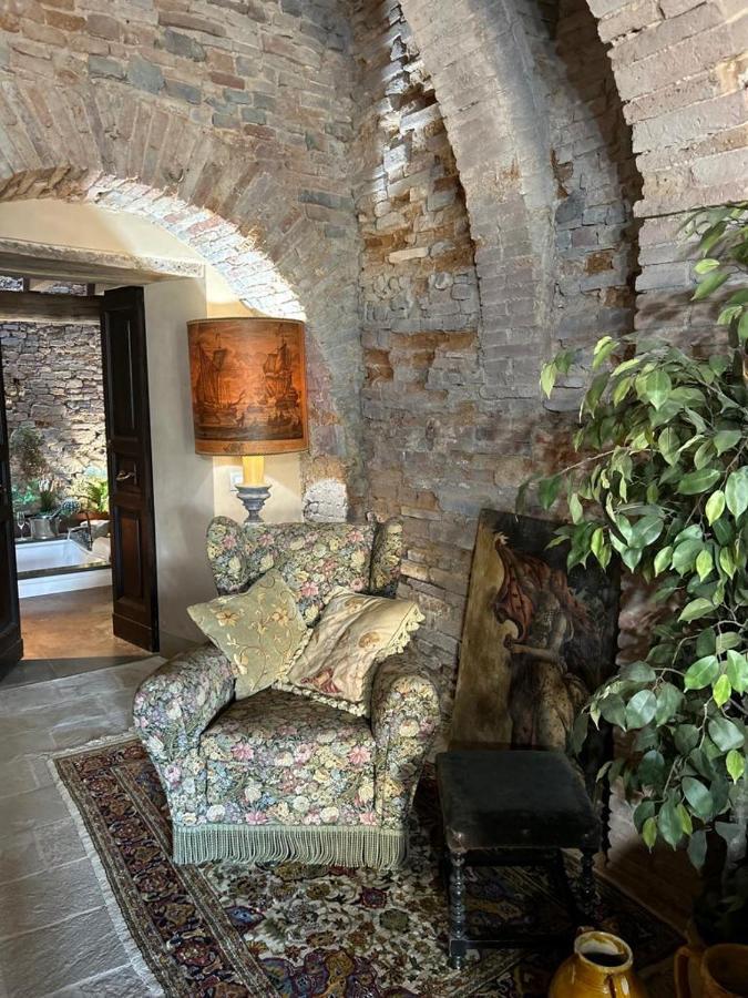 Borgo Di Beppe E Gloria Suite Сан Джовани Валдарно Екстериор снимка