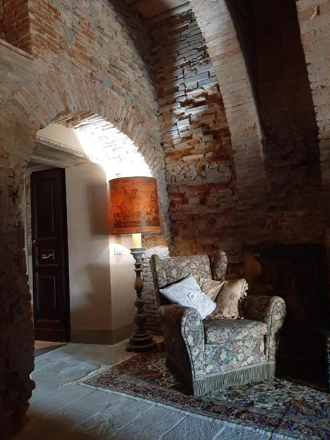 Borgo Di Beppe E Gloria Suite Сан Джовани Валдарно Екстериор снимка